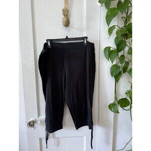 Mix & Co women’s size 2x-large black capri leggings